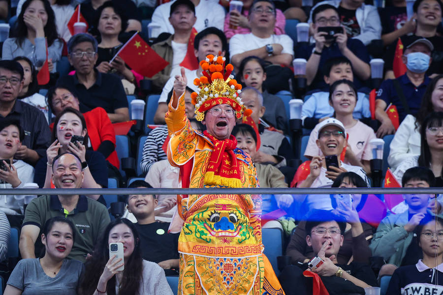丢篮球冠军拿再多金牌也没意义？王仕鹏说的不一定对，但金牌含金量确实不同！-第2张图片-太平洋在线下载