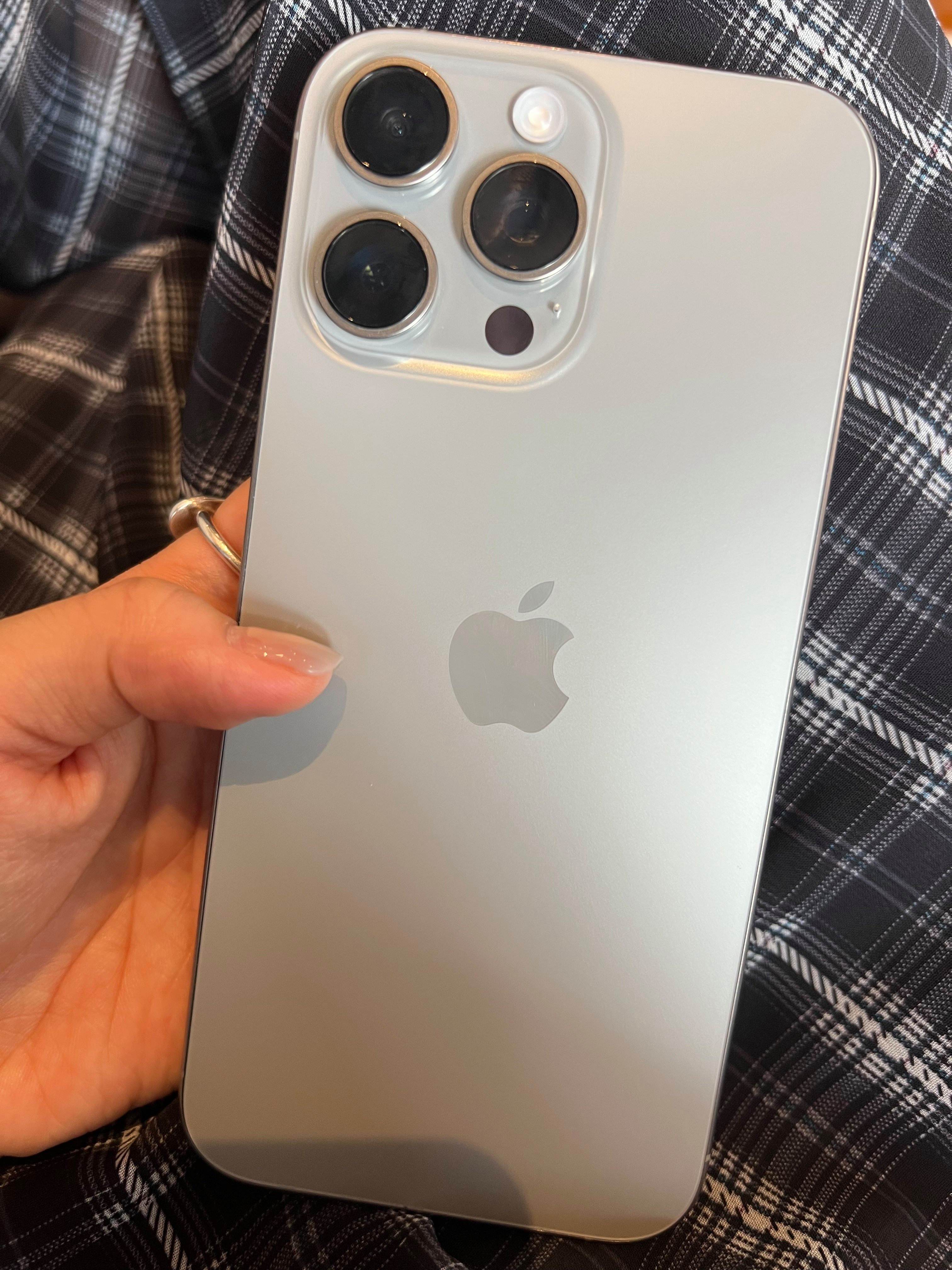 苹果澳版和加版(苹果澳版和美版哪个好)-第3张图片-QuickQ官网